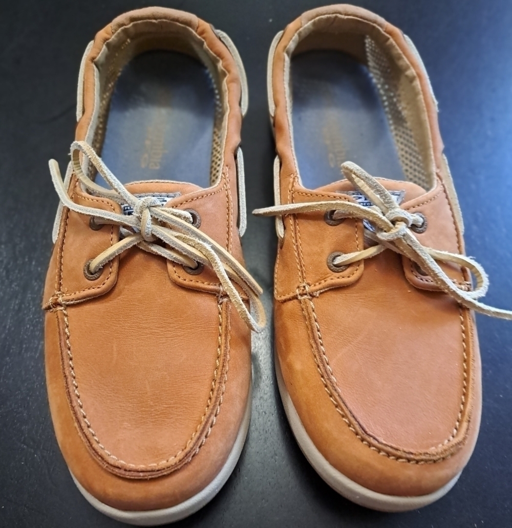 Columbia PFG Women's Boat Shoes   Size 9
